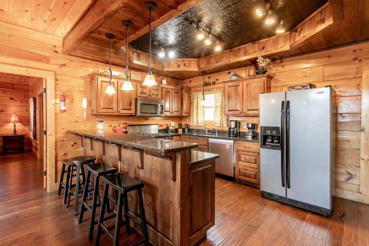Smokystays 6 Bedroom Cabin Pigeon Forge Extérieur photo